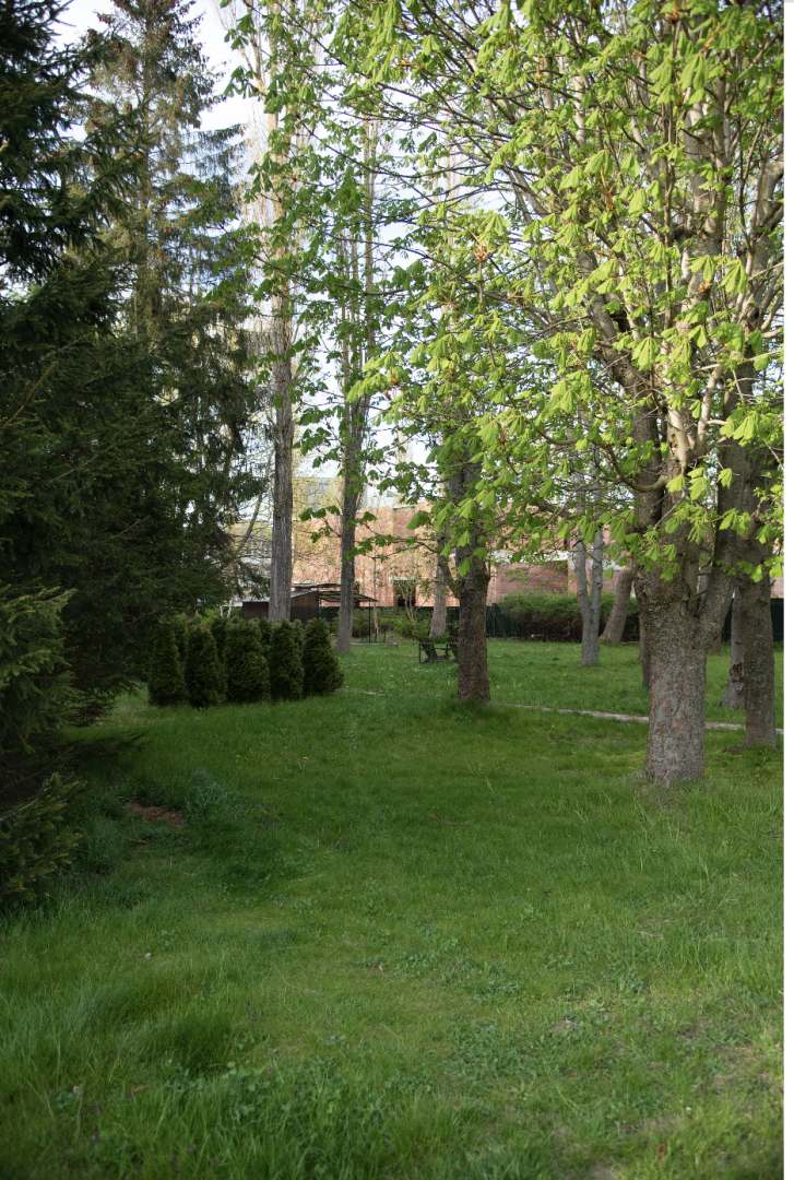 Апартаменты 2 комнаты красивый сад и зона барбекю