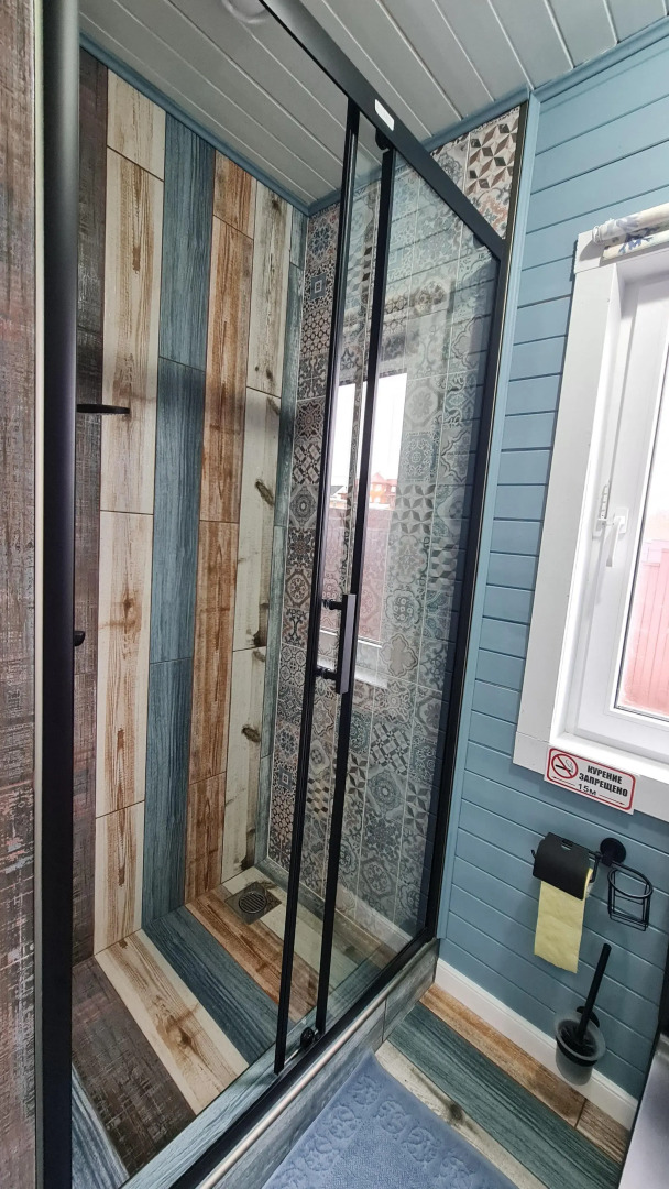 Частный Дом с Красным Залом