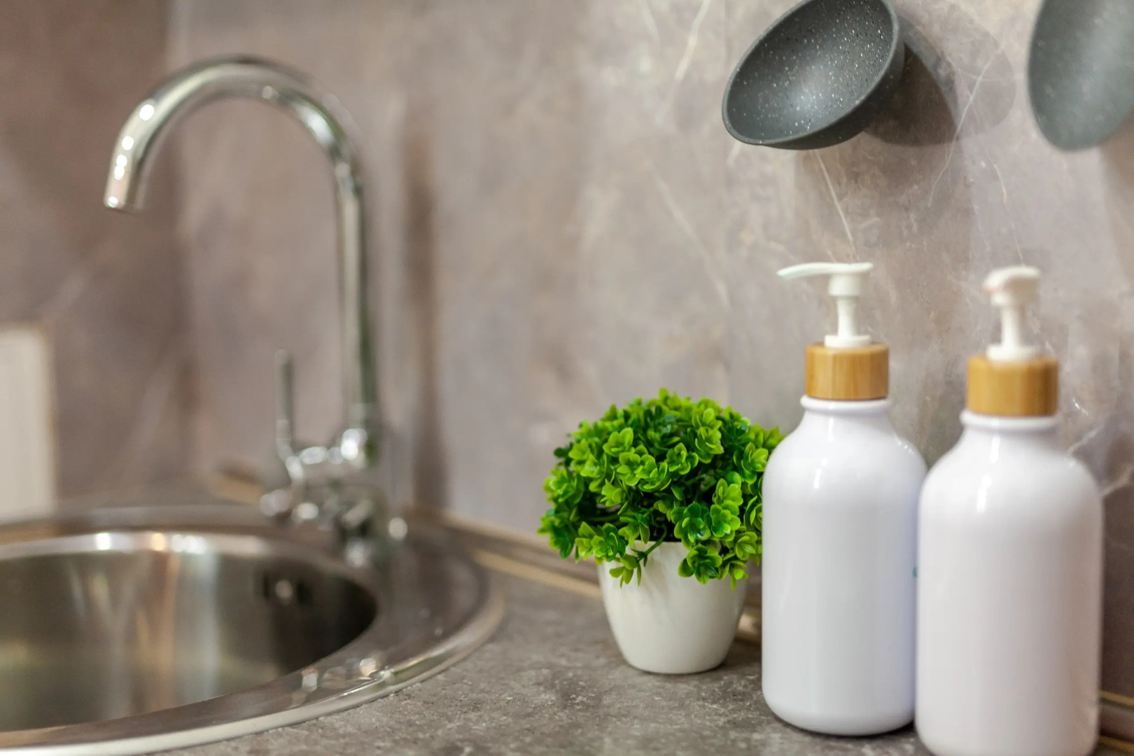 Квартира Уютная 2-к на Лукачева 10