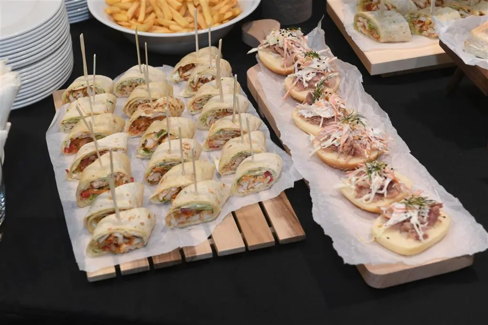 Отель Mona Plaza