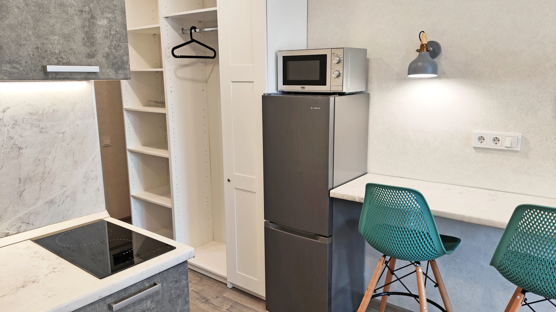 Апартаменты Лазурная студия у метро Суконная слобода