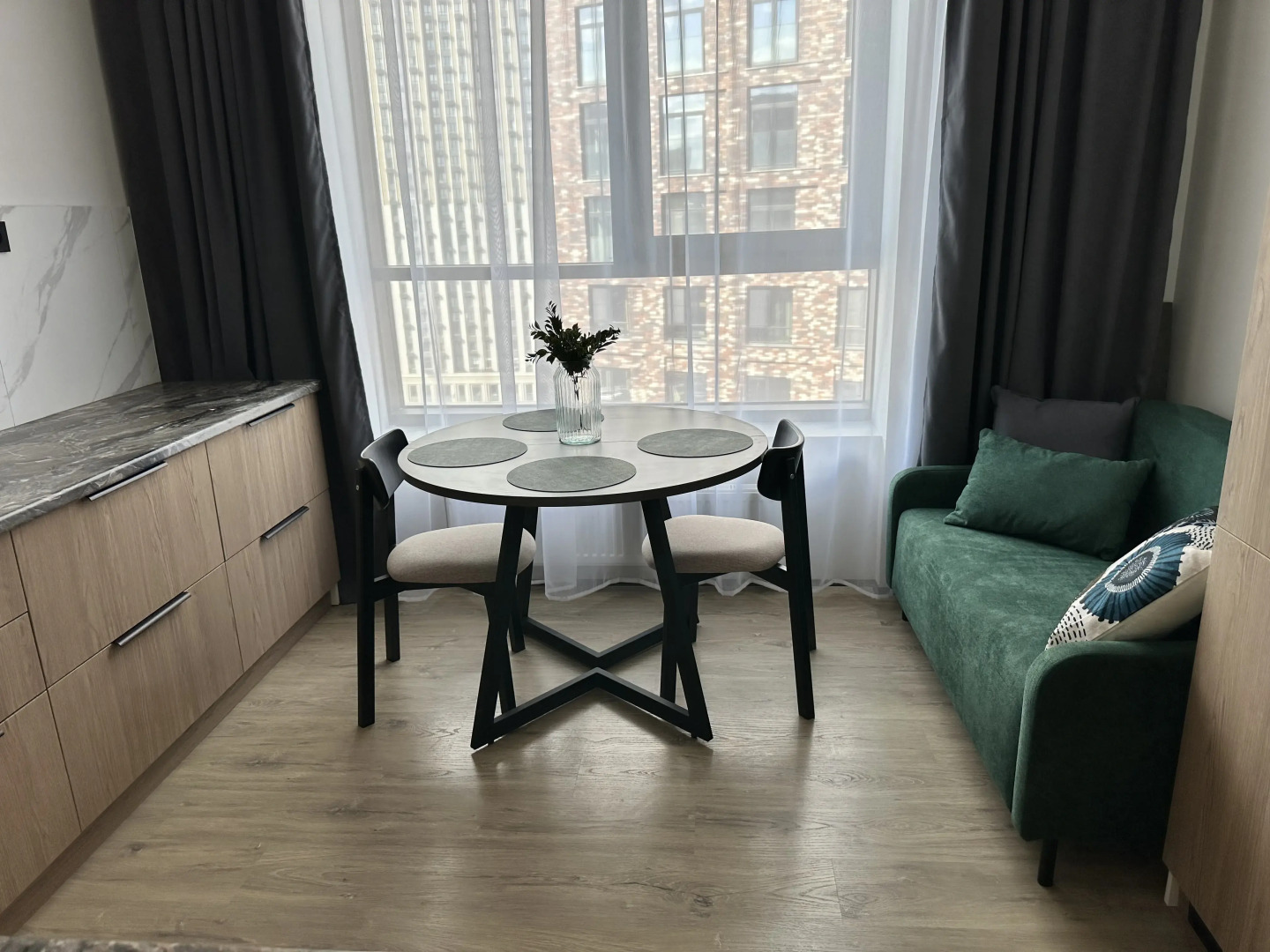 Апартаменты Уютная евродвушка с видом на Москву реку