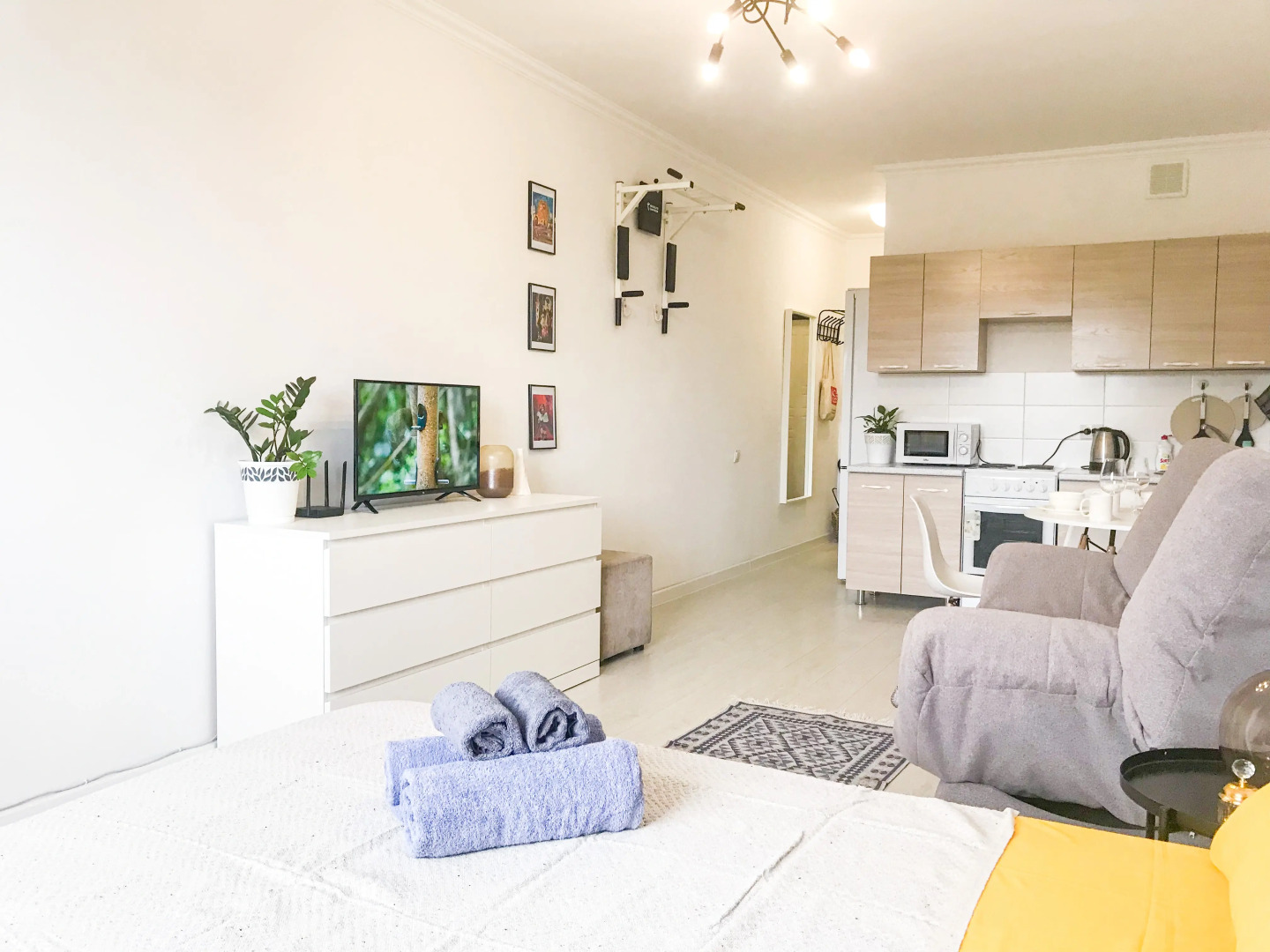 Апартаменты ADT Beige and white