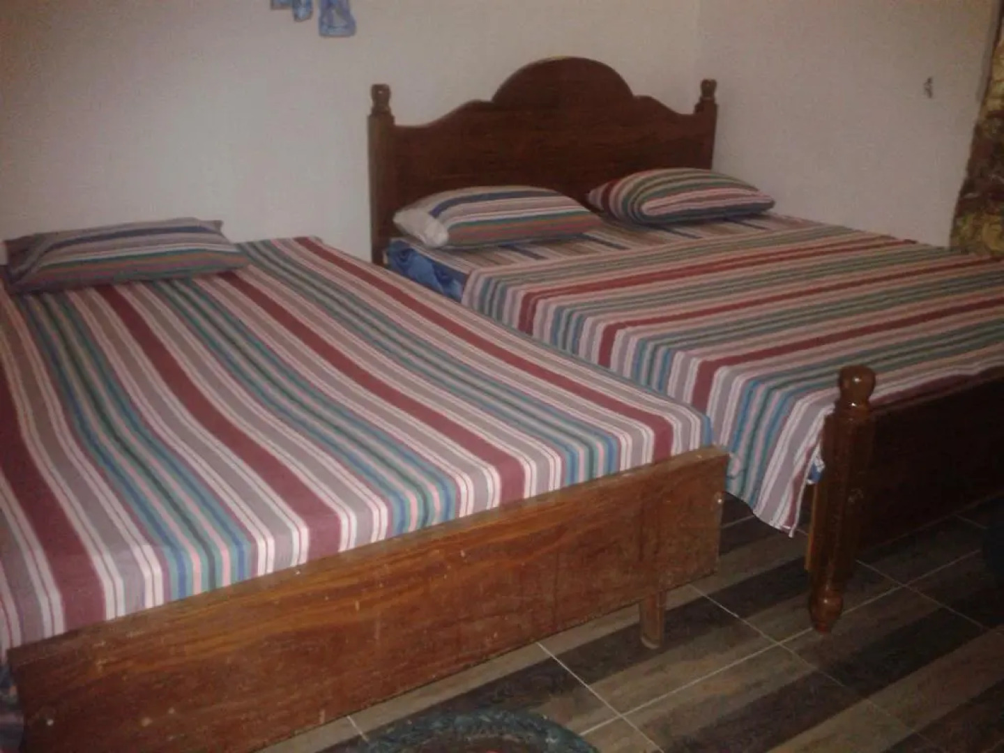 Отель The Lake Breeze