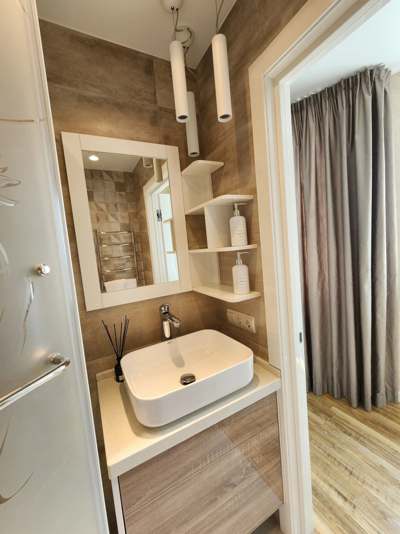 Апартаменты в ЖК Театральный с обзорным видом на город мосты заливы Владивостока