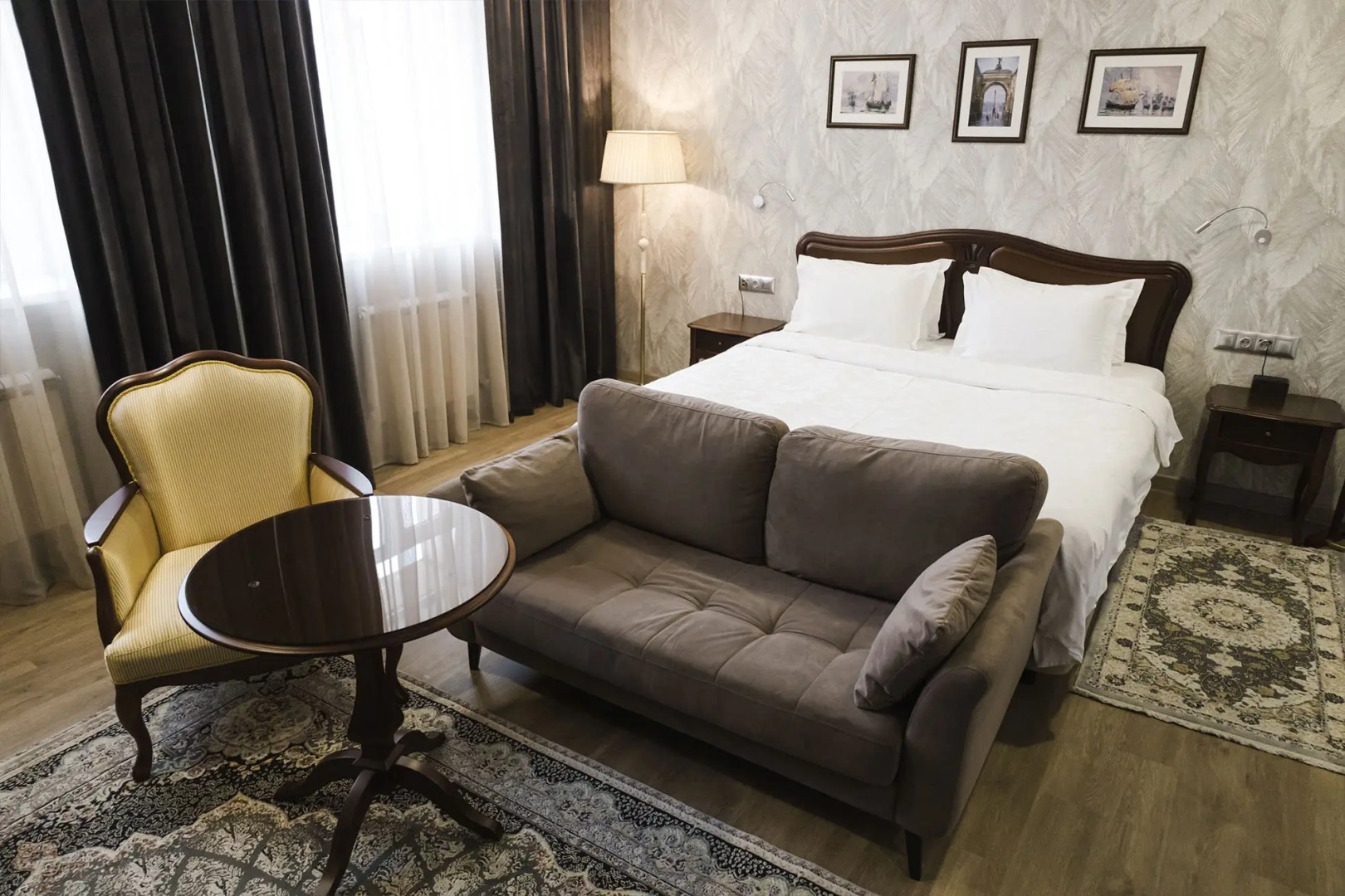 Гостиница Глория