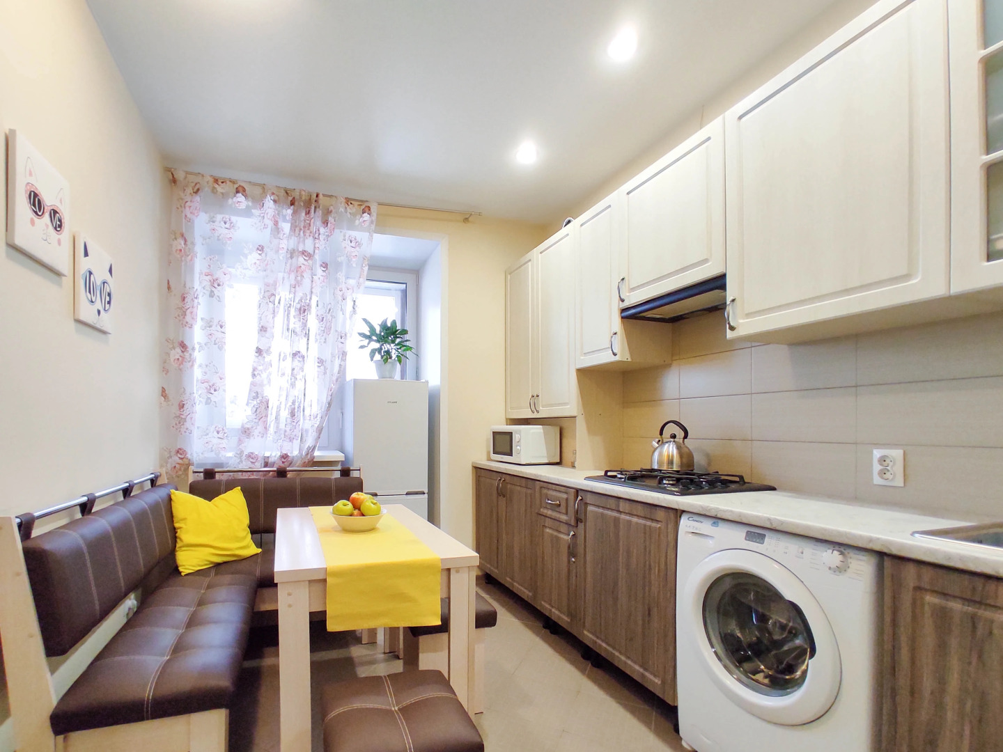 Апартаменты 3 у Патриаршей Сеть ЙоХоум