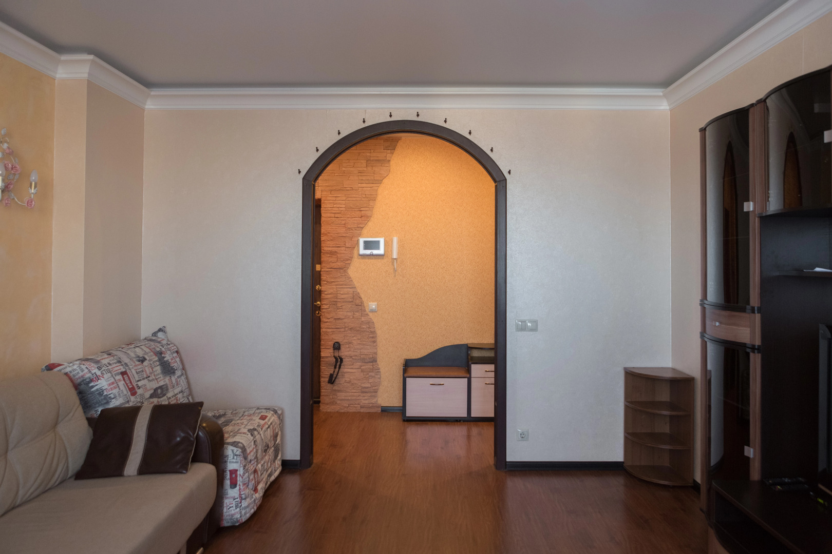 Bulvar 60-Letiya Pobedyi 10 Apartments