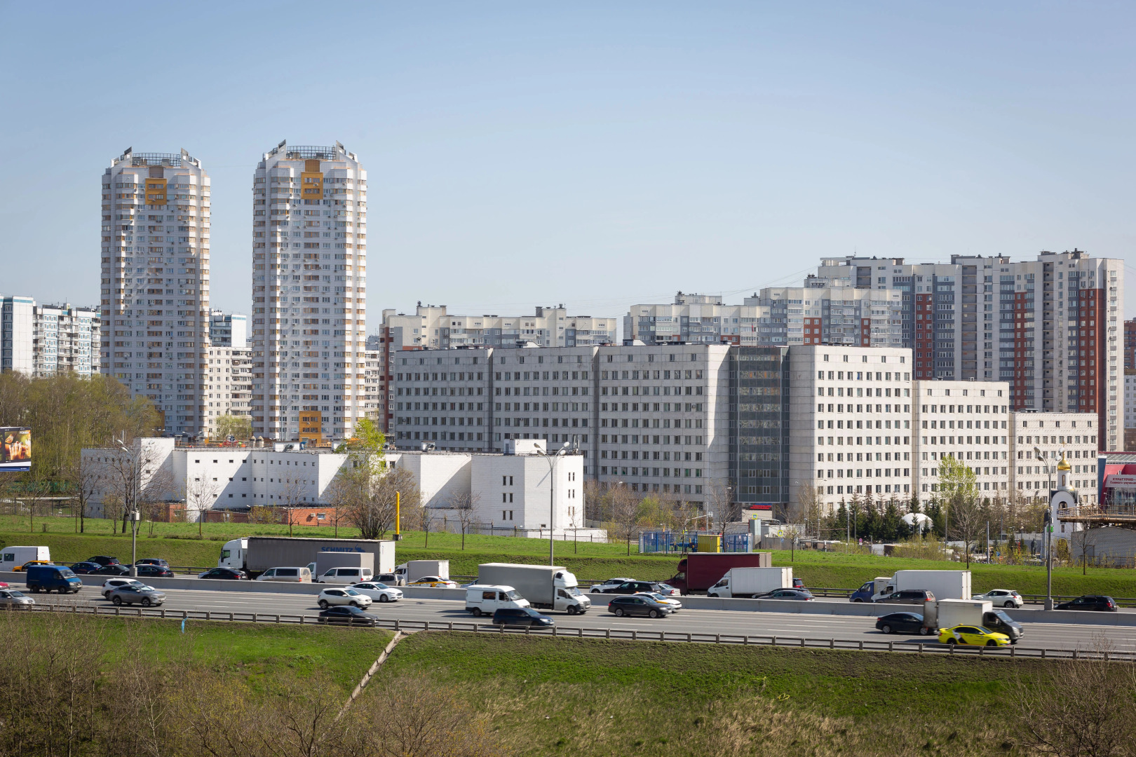 Апартаменты Life Apartments ЖК Спутник, рядом Экспоцентр и ТЦ Vegas