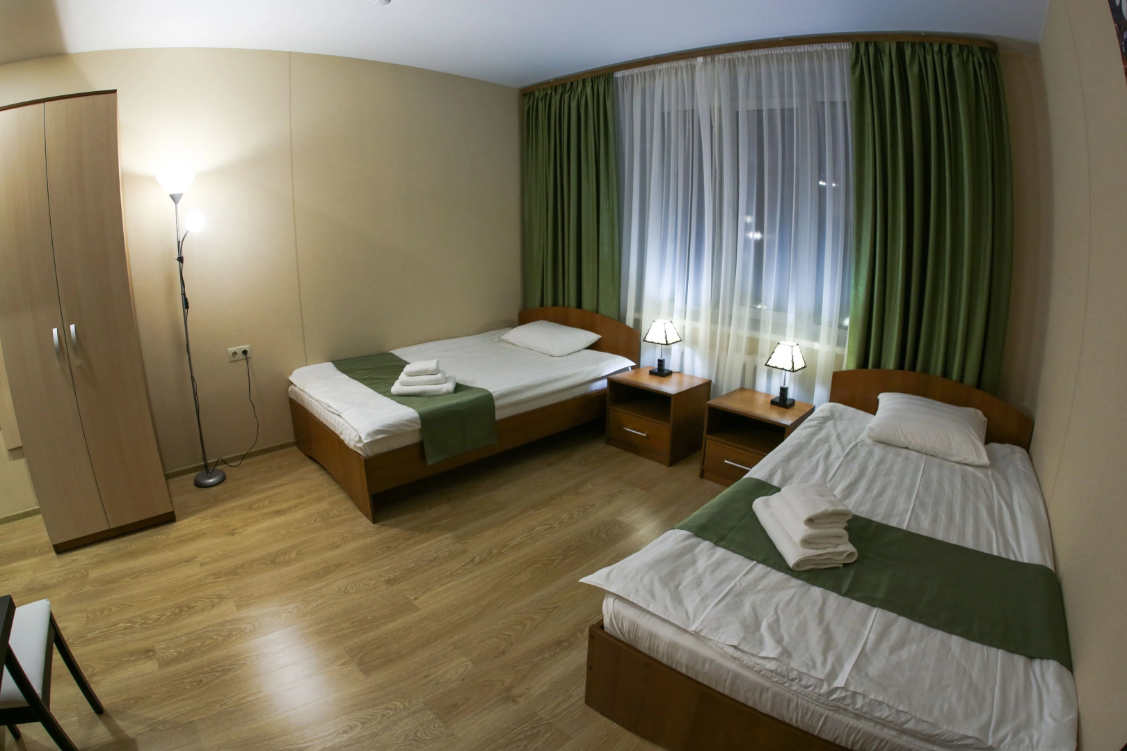 Отель Глобус