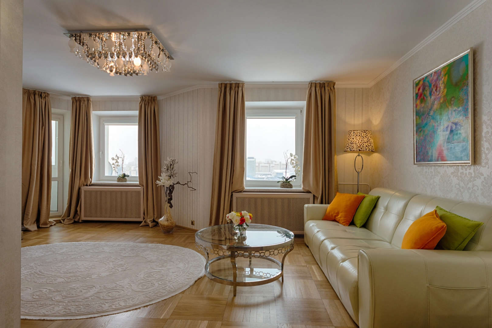 Апартаменты 5-комнатные HomeApart Сторожовская, 8