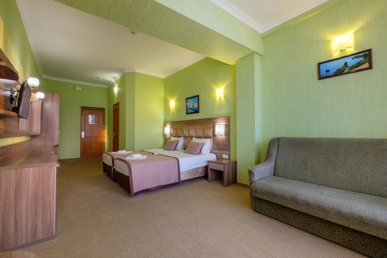 Отель Феодосия