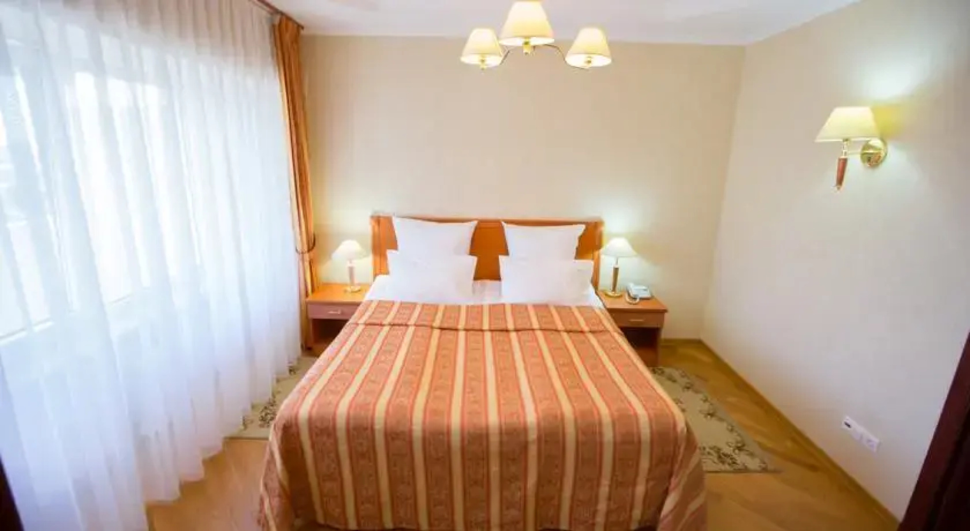 Интурист Конгресс-отель