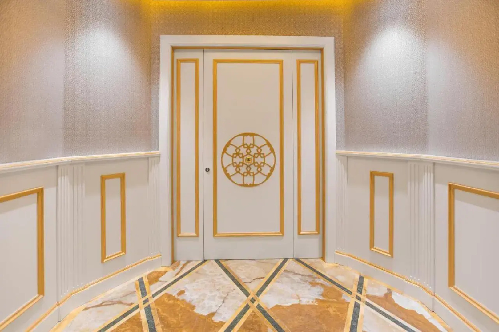 Отель The Biltmore Tbilisi