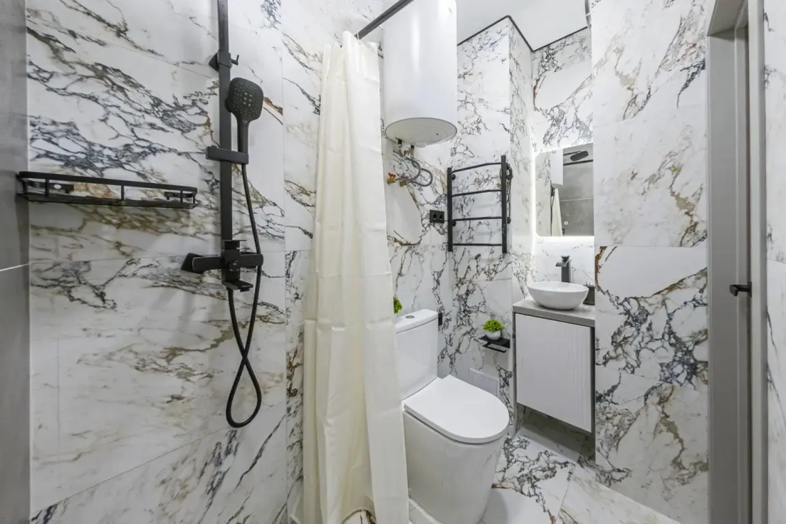 Апартаменты Stepanenkov на 8 марта 204Д (272/1)