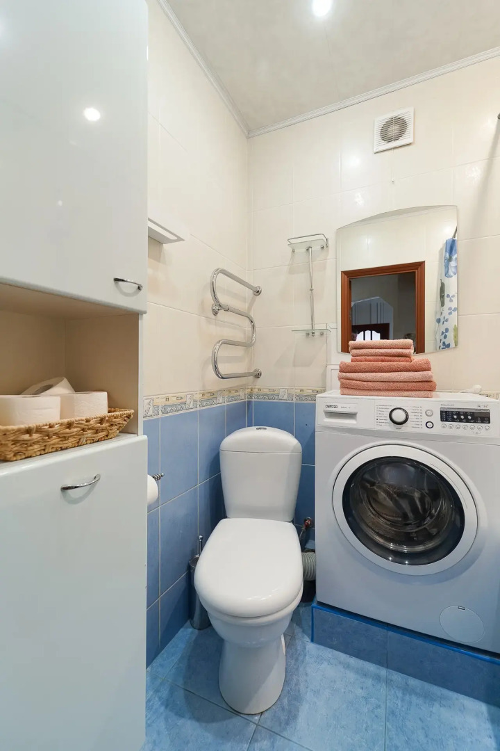 Трехкомнатная Квартира на проспекте Независимости 52