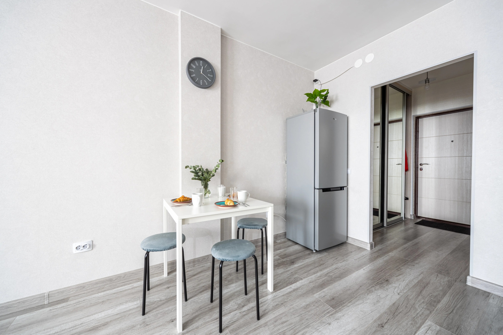 Апартаменты Home Studio Рядом с Центром Города