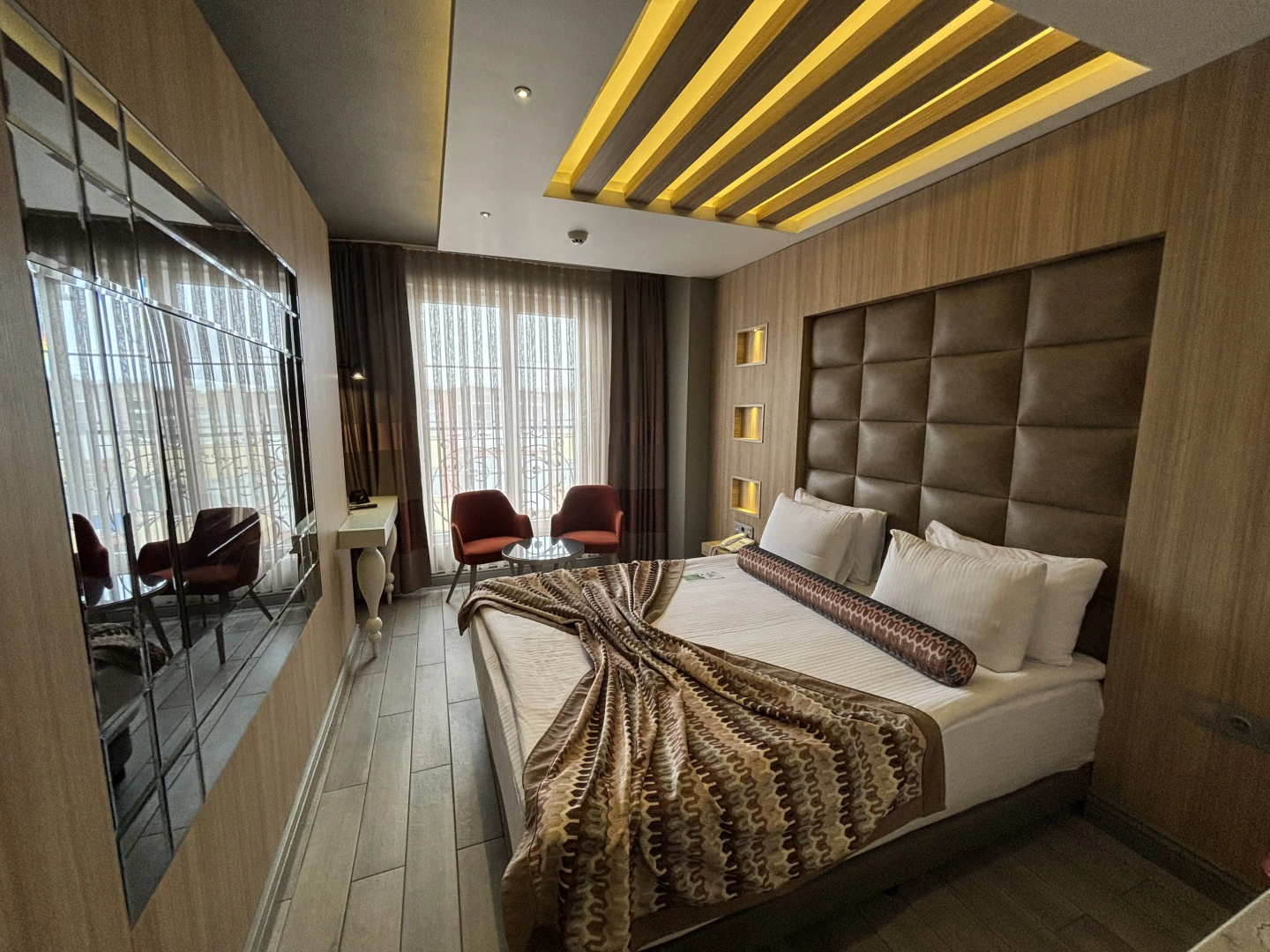 Hotel Zade