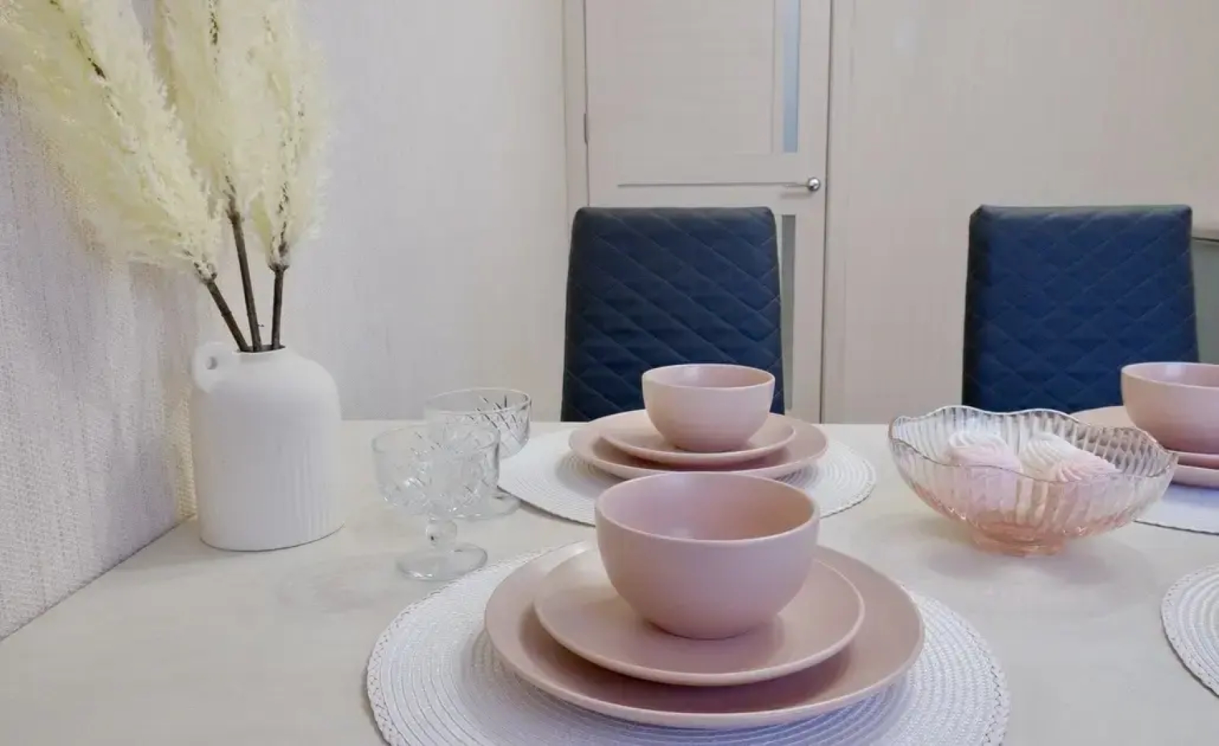 Квартира AppartDeLuxe Дубровинского 110В