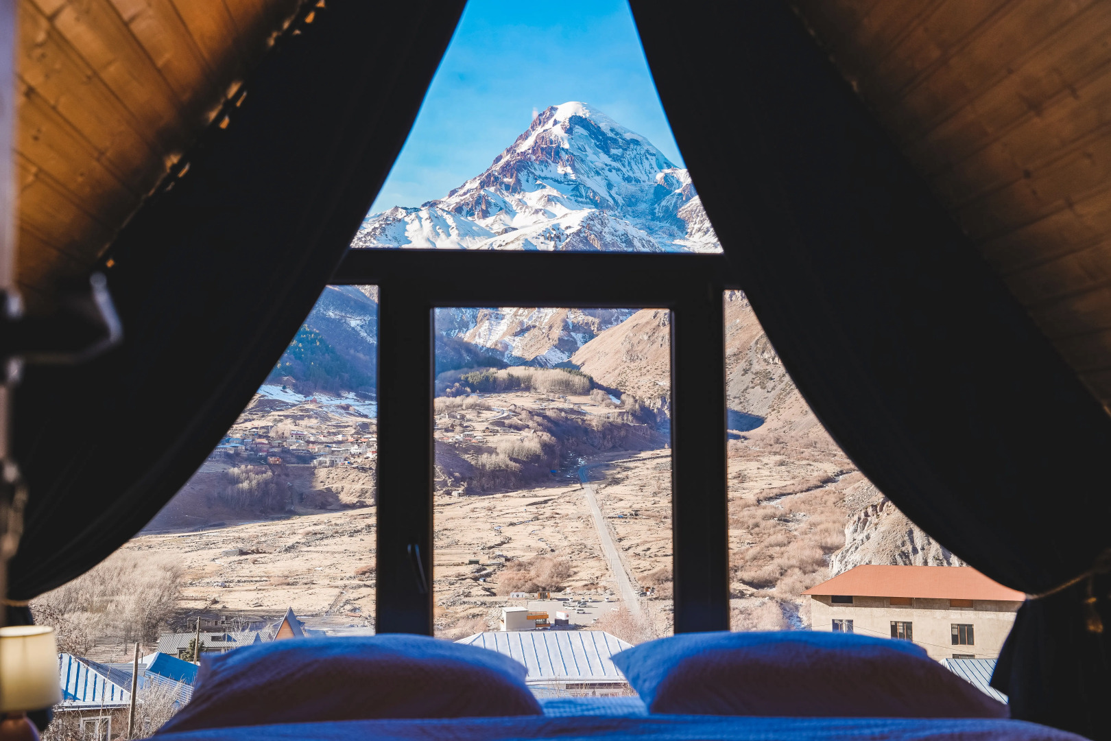 Гостевой Дом RestArt Cottages in Kazbegi