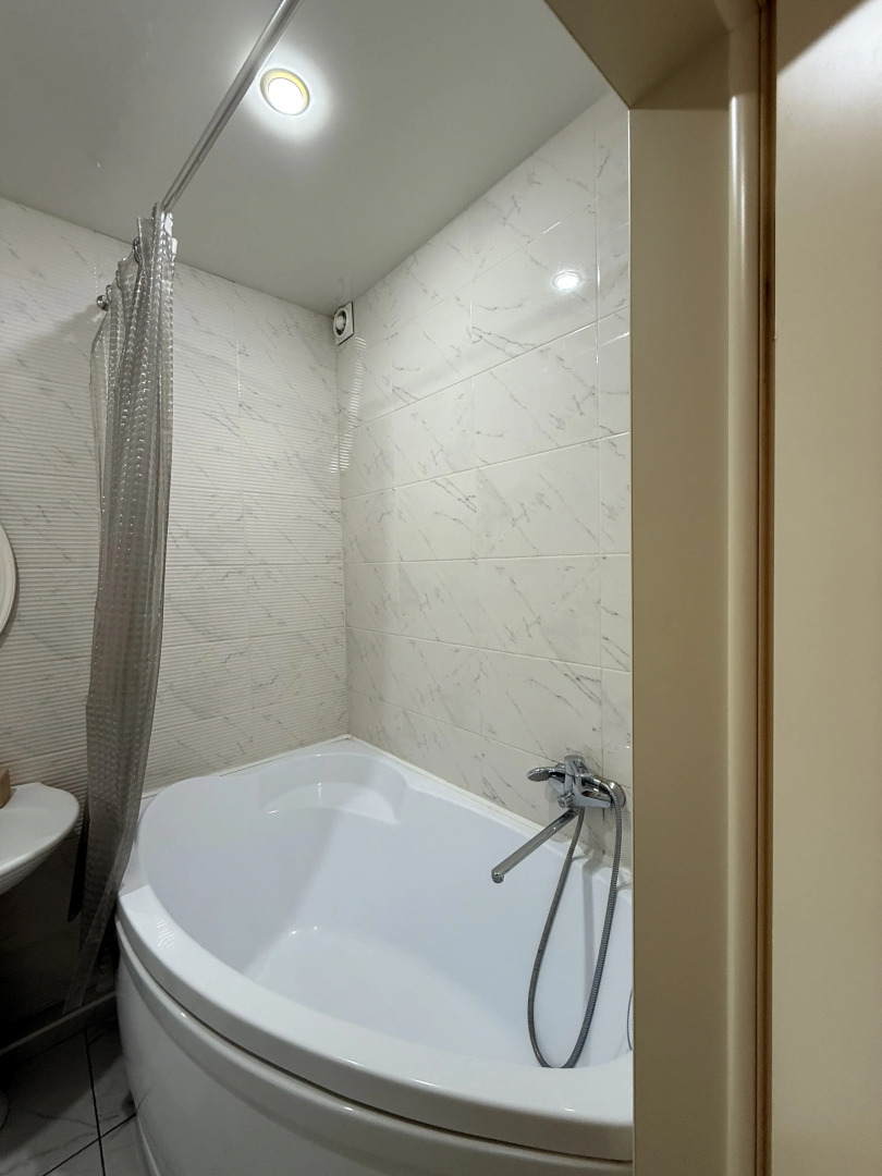 Апартаменты Студия в новостройке на первом этаже