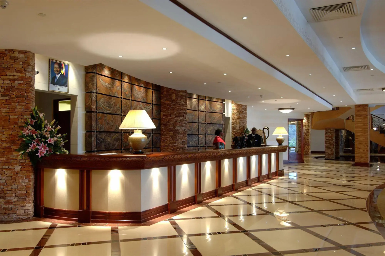 Отель Kampala Serena