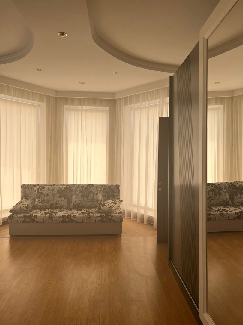 Частный дом Veles House Дружбы 15