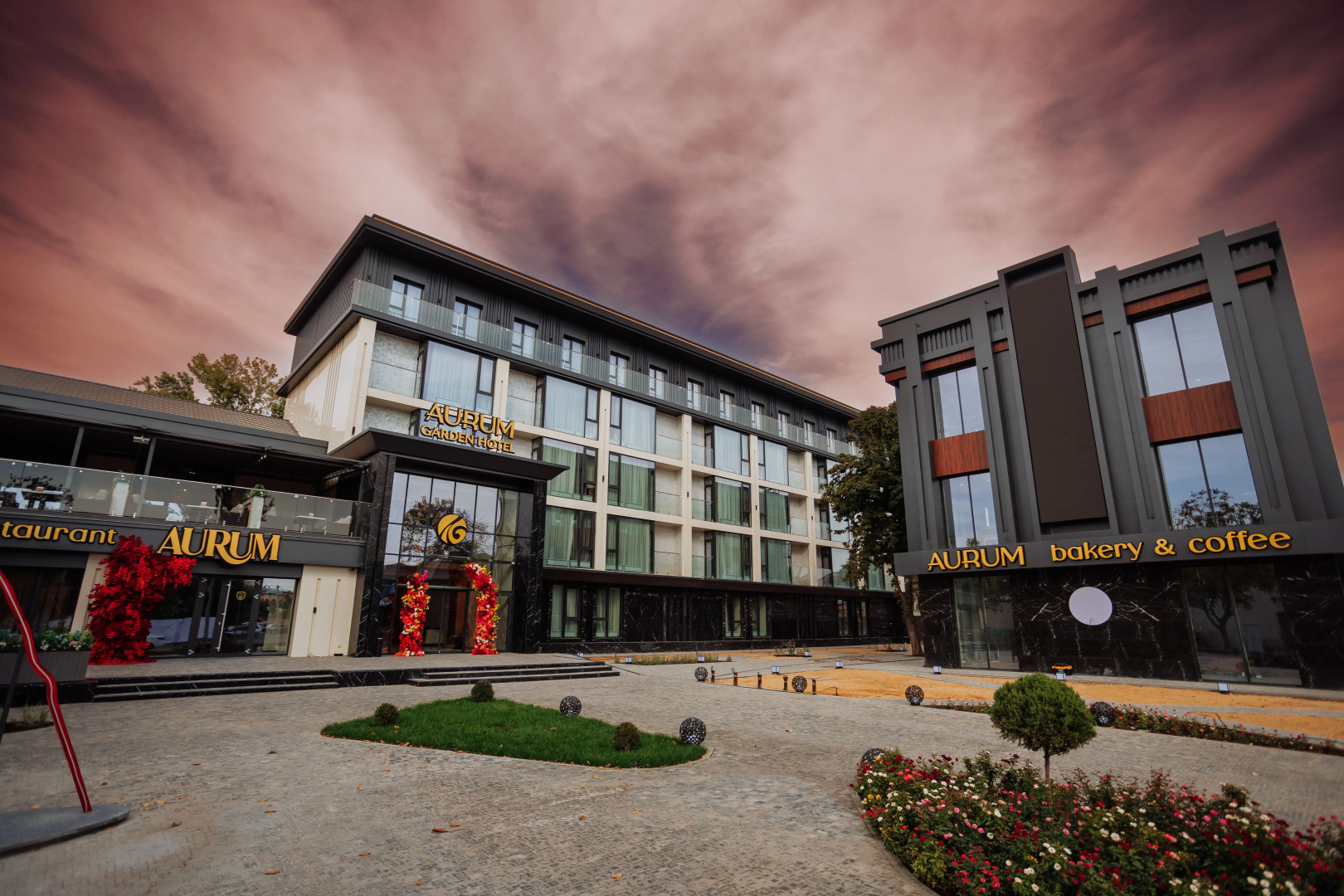 Отель Aurum Garden