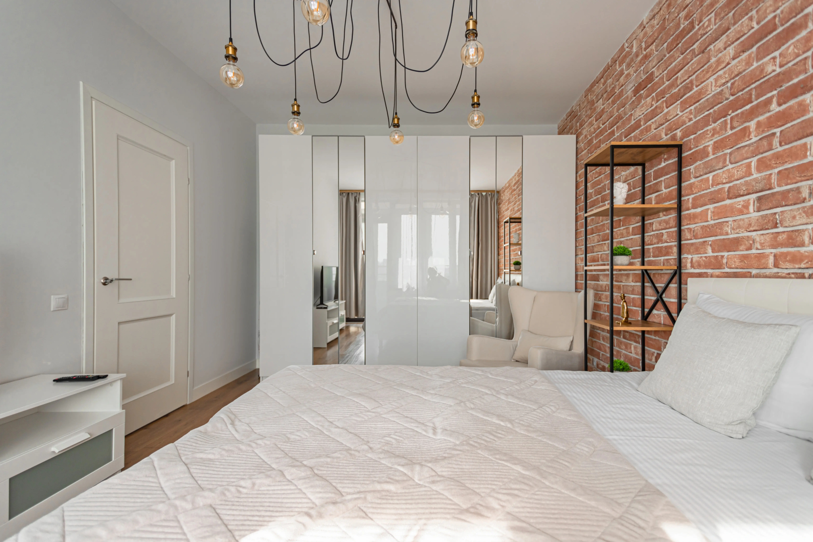 Апартаменты Lalapart Loft Style с лоджией и отдельной кухней в ЖК Савеловский Сити