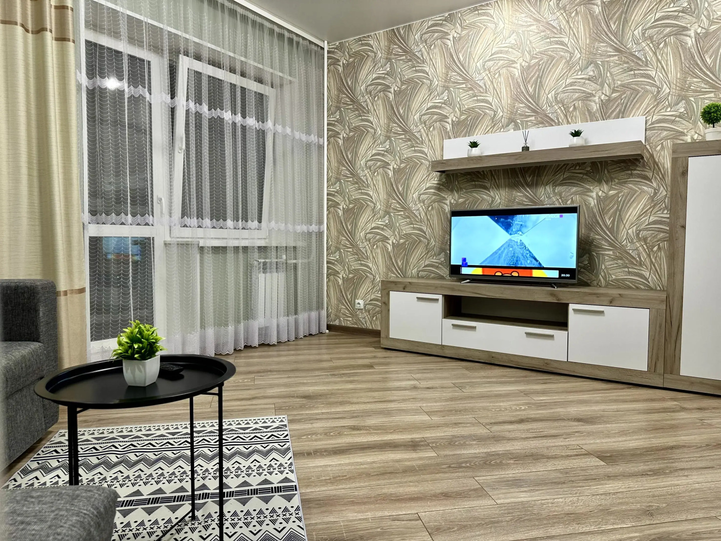 Квартира двухкомнатная Cети апартаментов На время