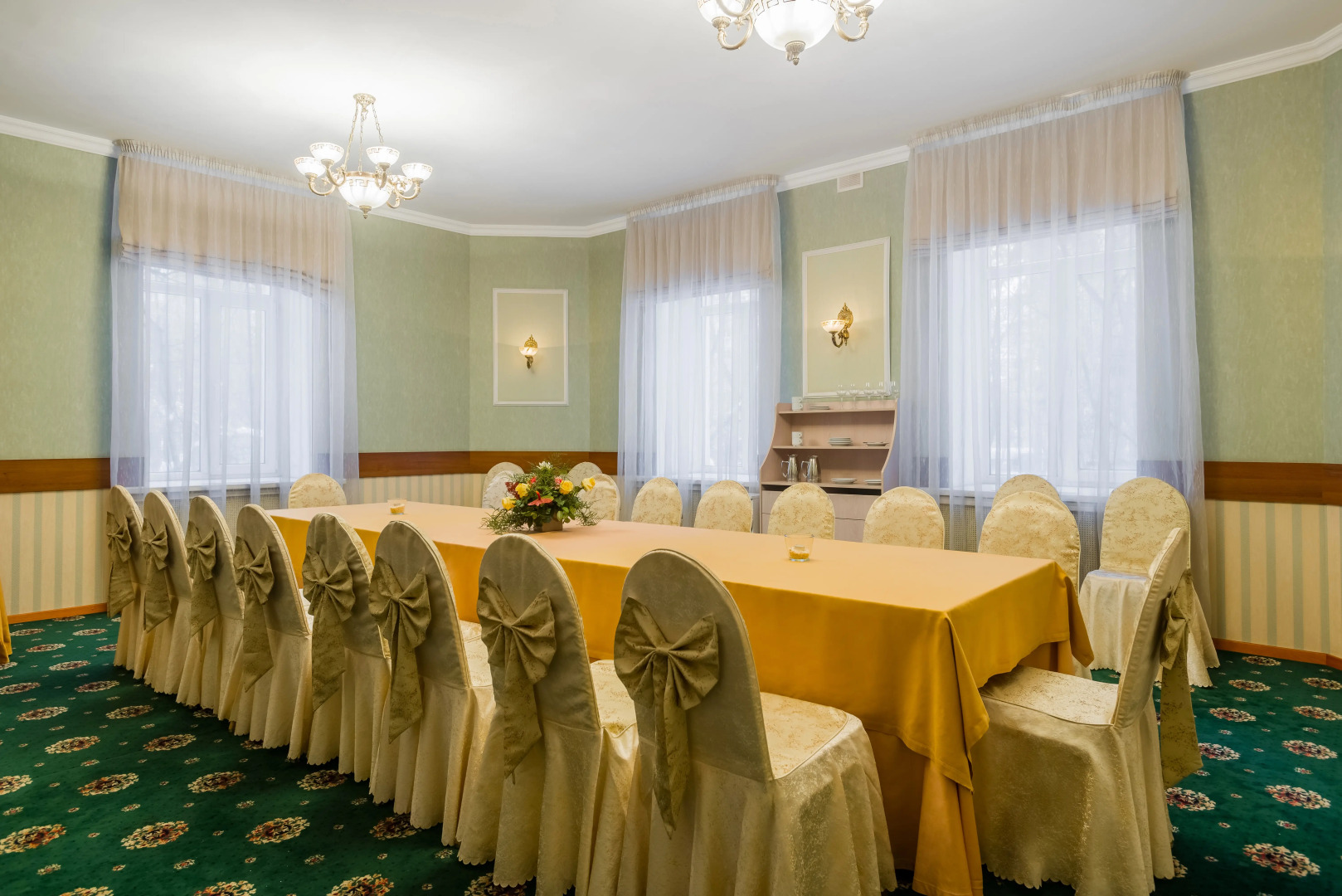 Гостиница Лось