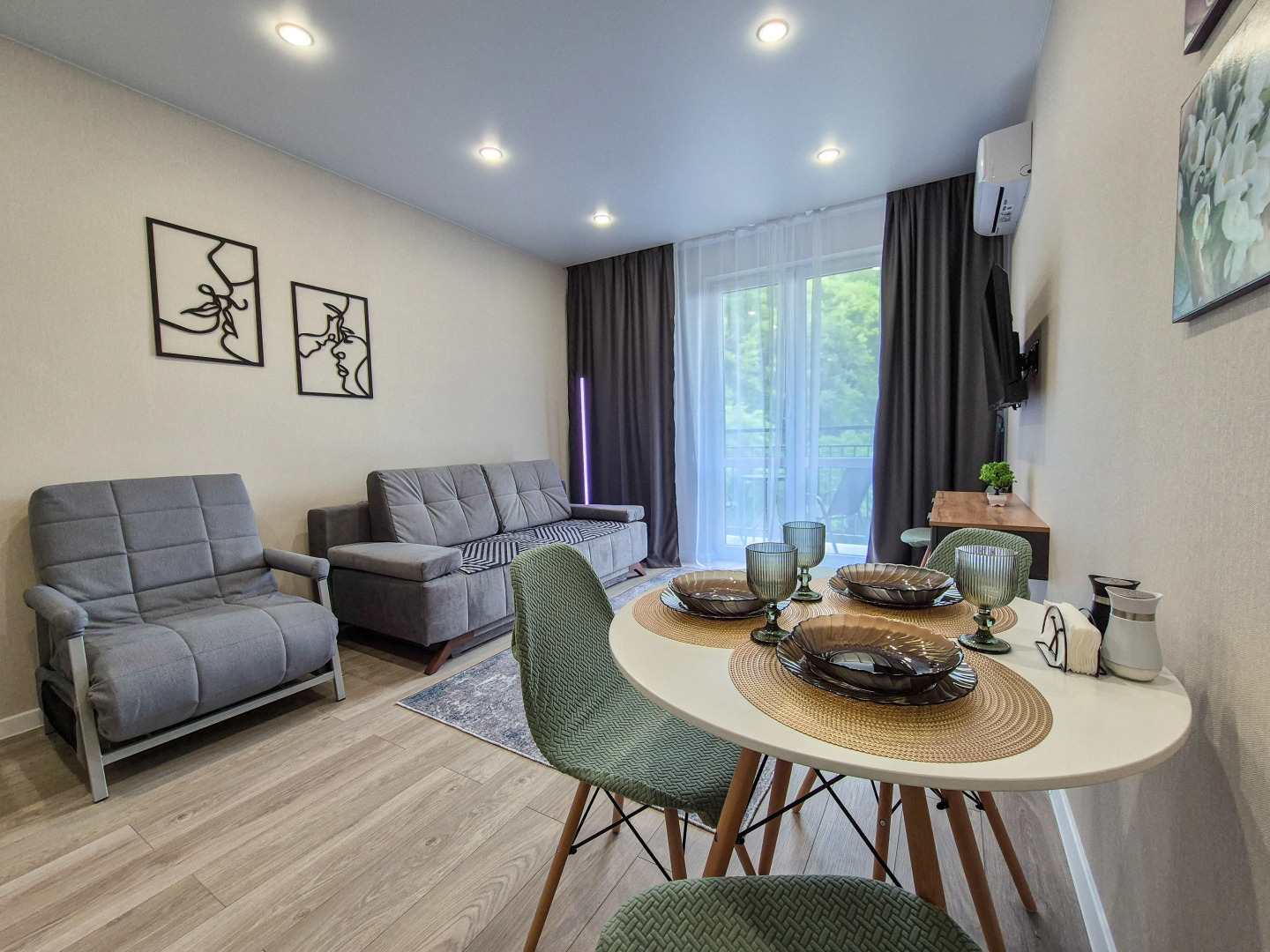 Апартаменты Студия в ЖК Летний