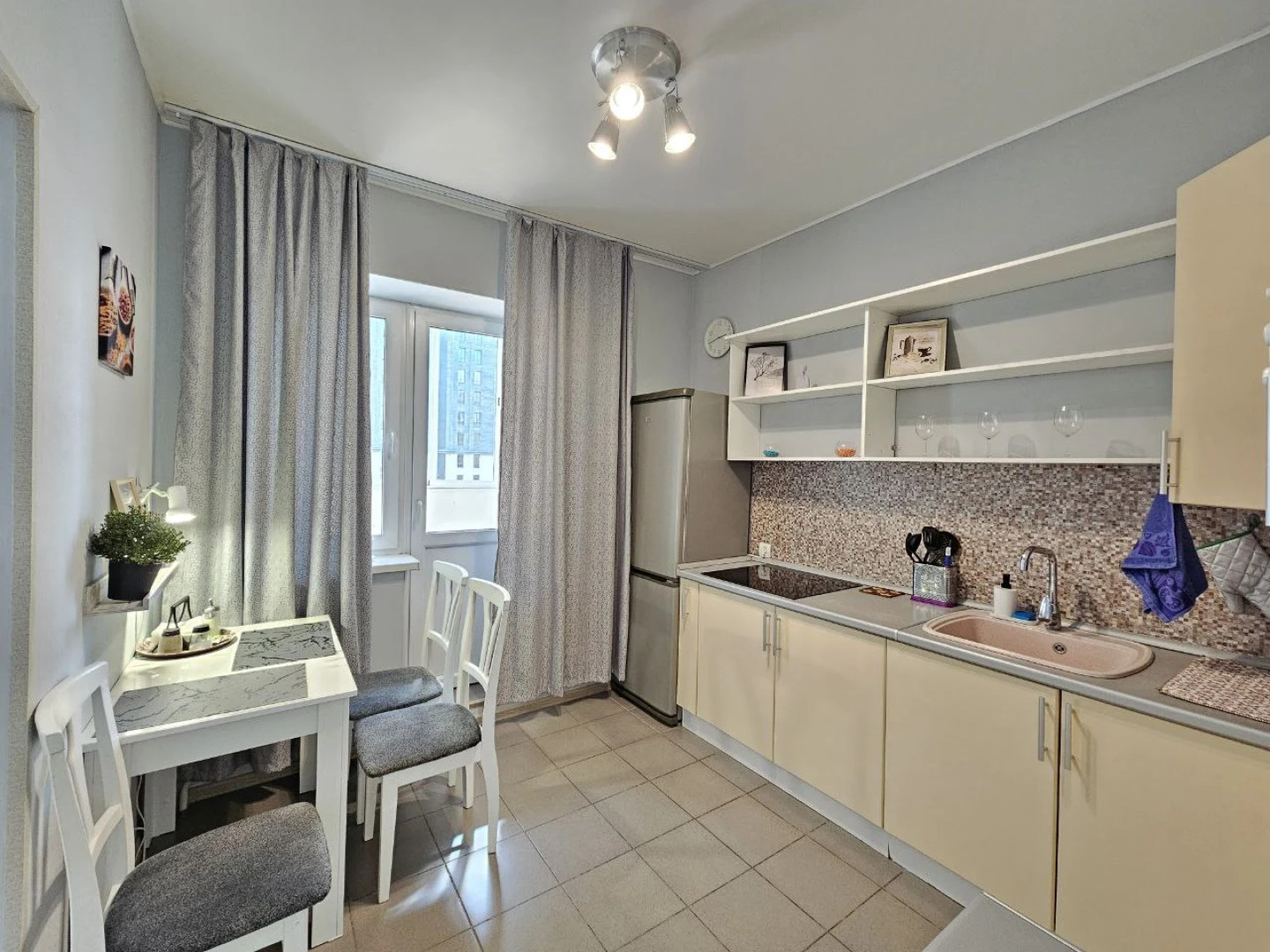 Апартаменты White Lodging на Рождественской