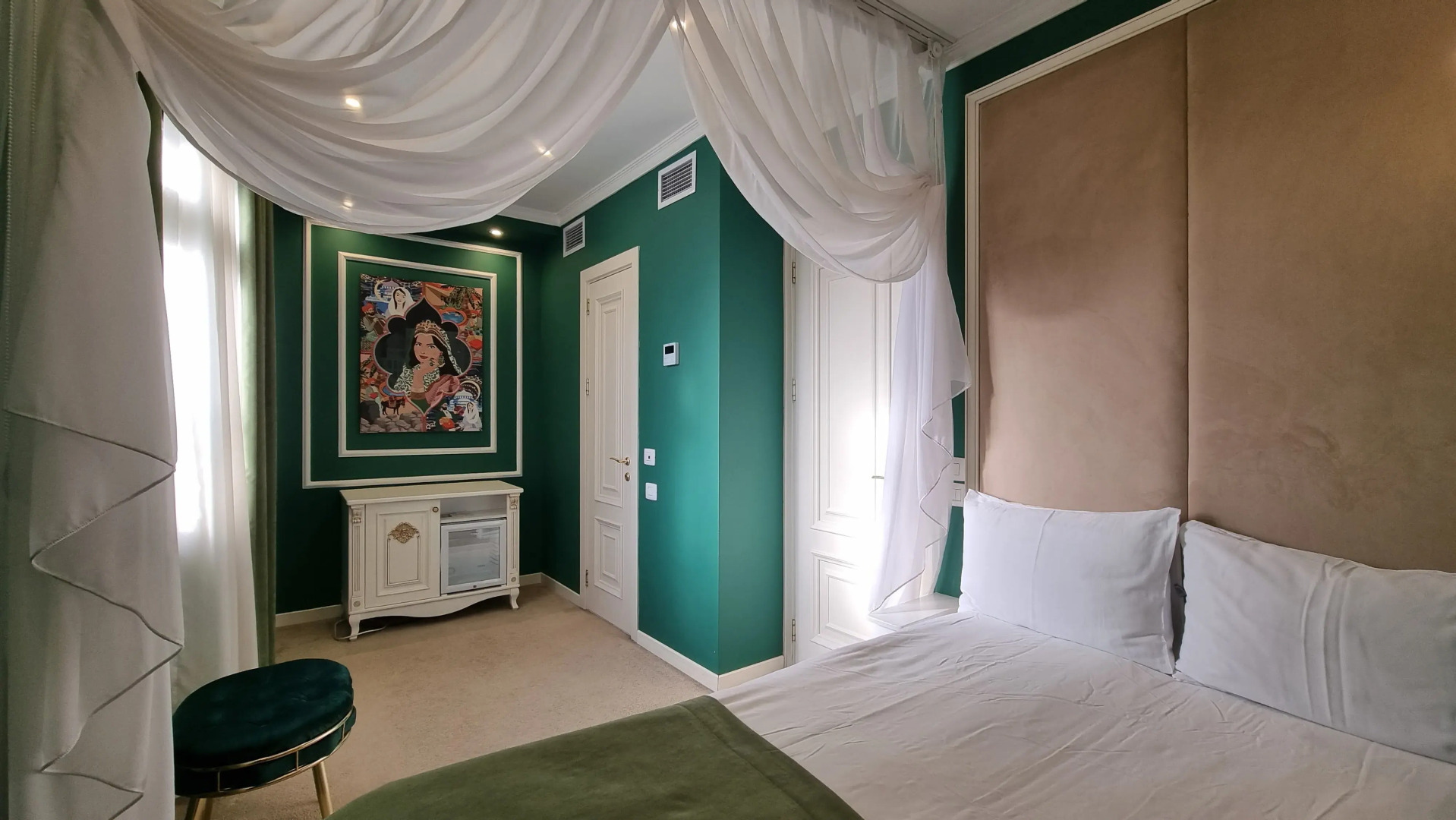 Seven Beauties Hotel