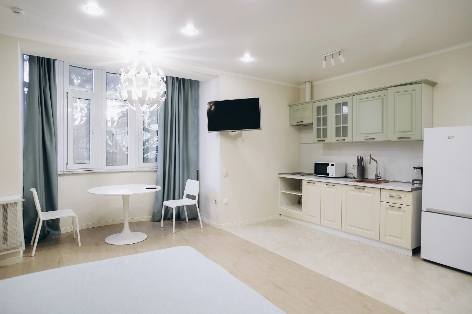 Мебелированные комнаты на ул.Конституции 24А г.Сочи