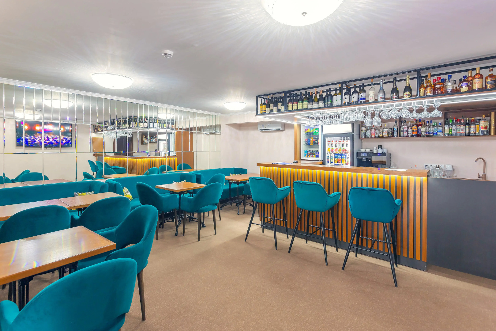 Гостиница Кастрополь