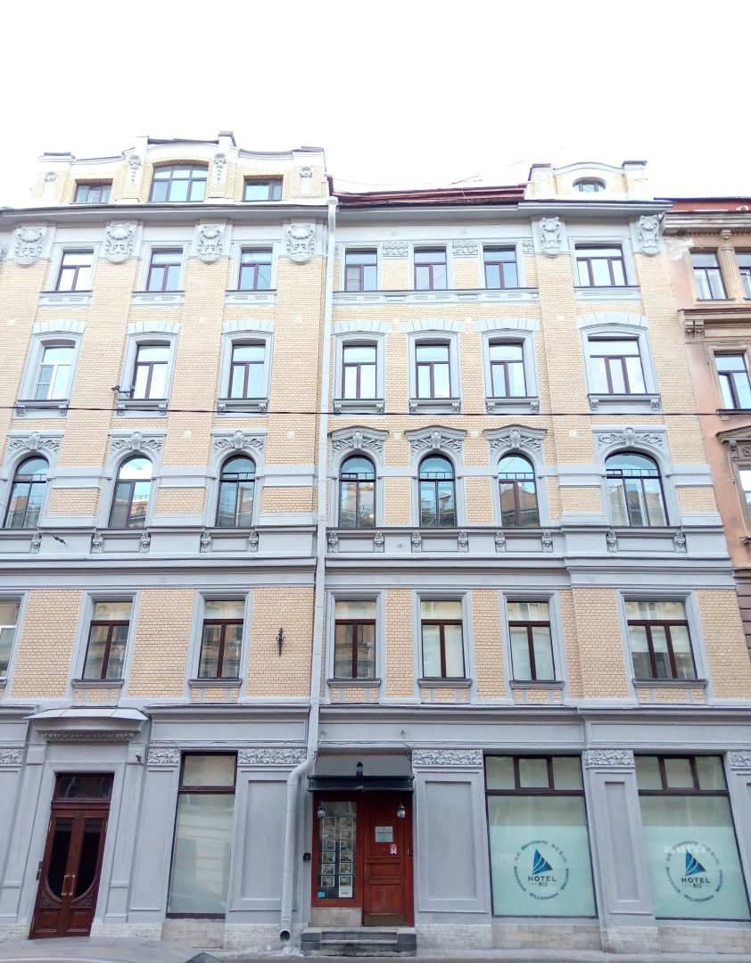 Hotel 812