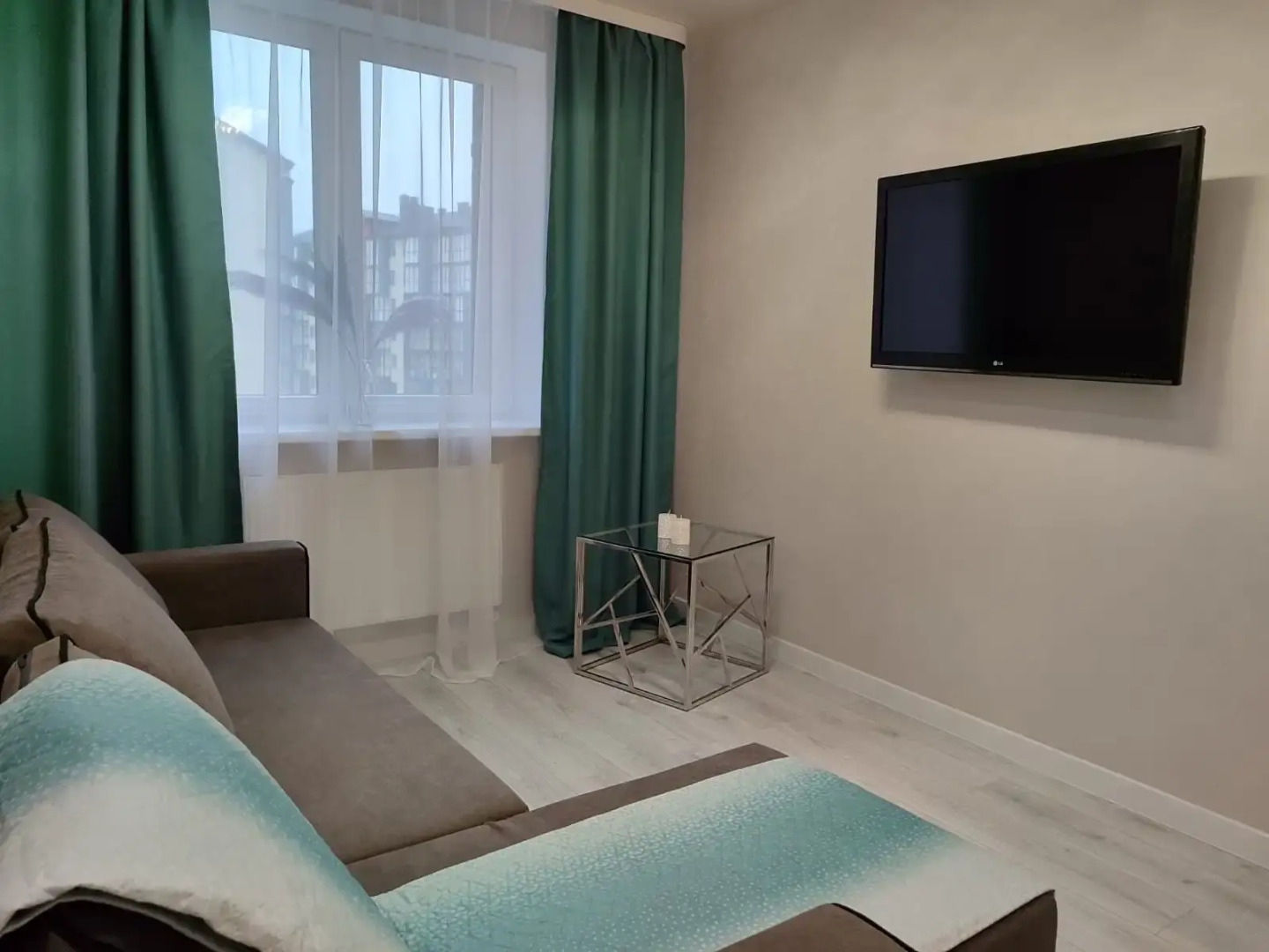 Квартира Уютная светлая двухкомнатная