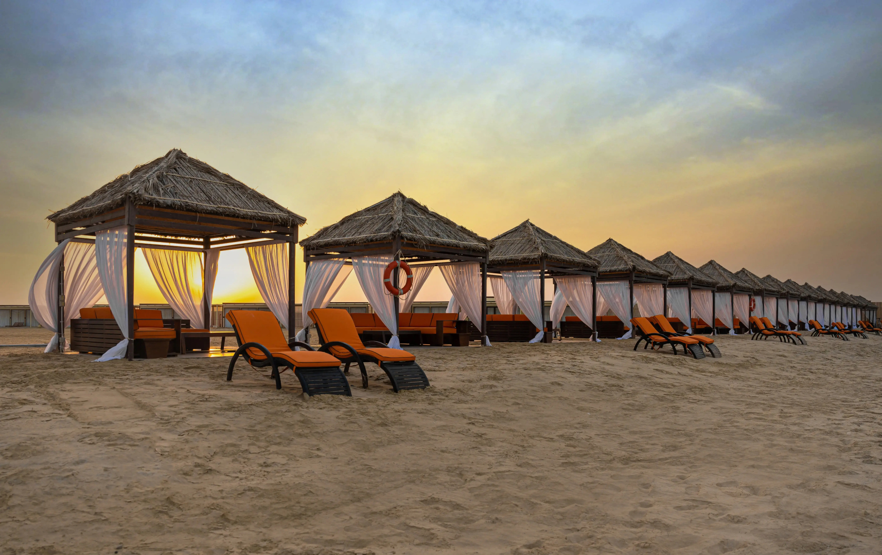 Кемпинг Regency Sealine Camp