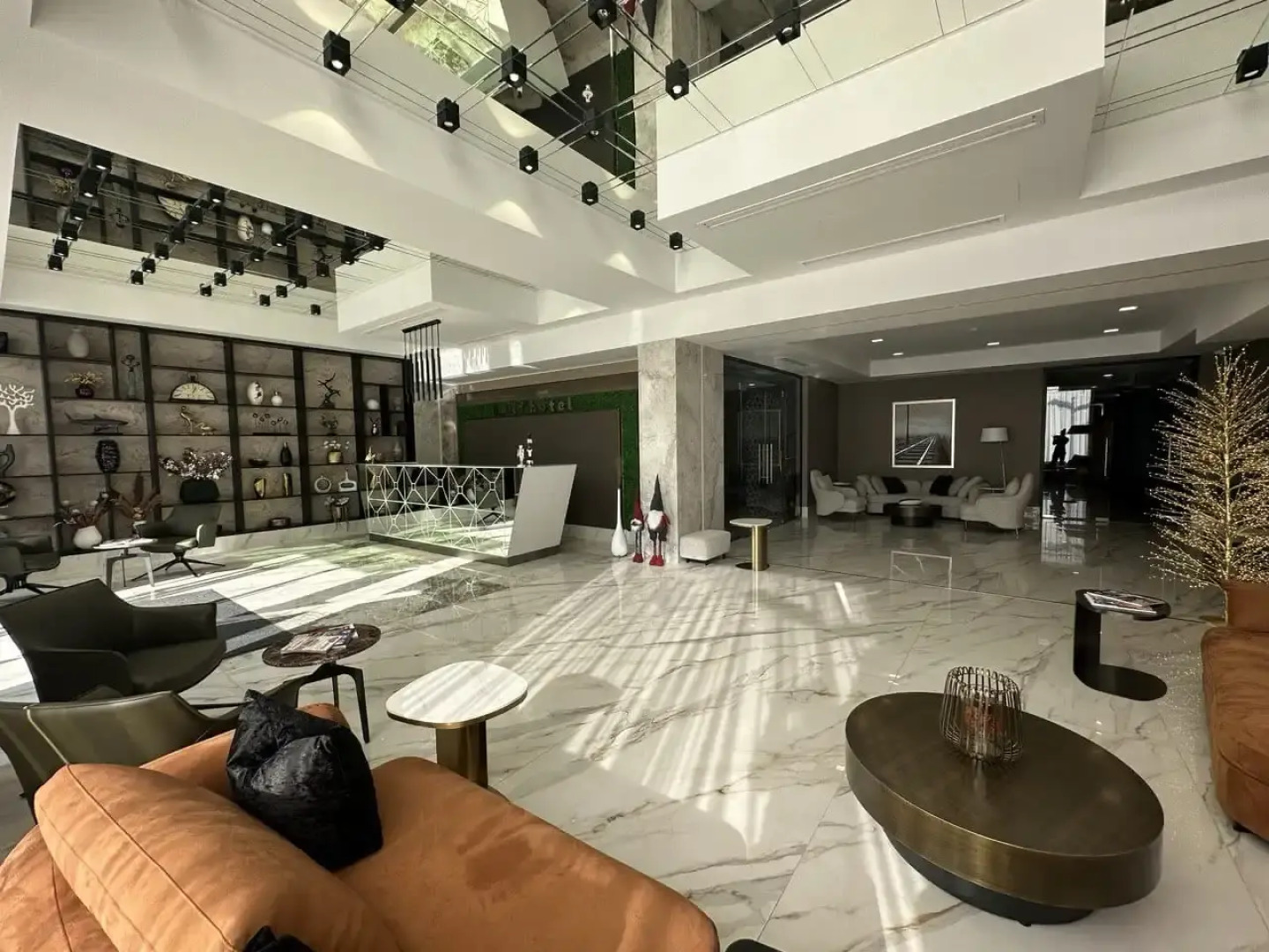 Отель Hills Resort Hotel