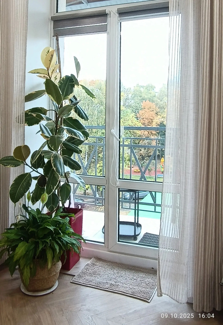 Квартира просторная бульвар Ленина 4