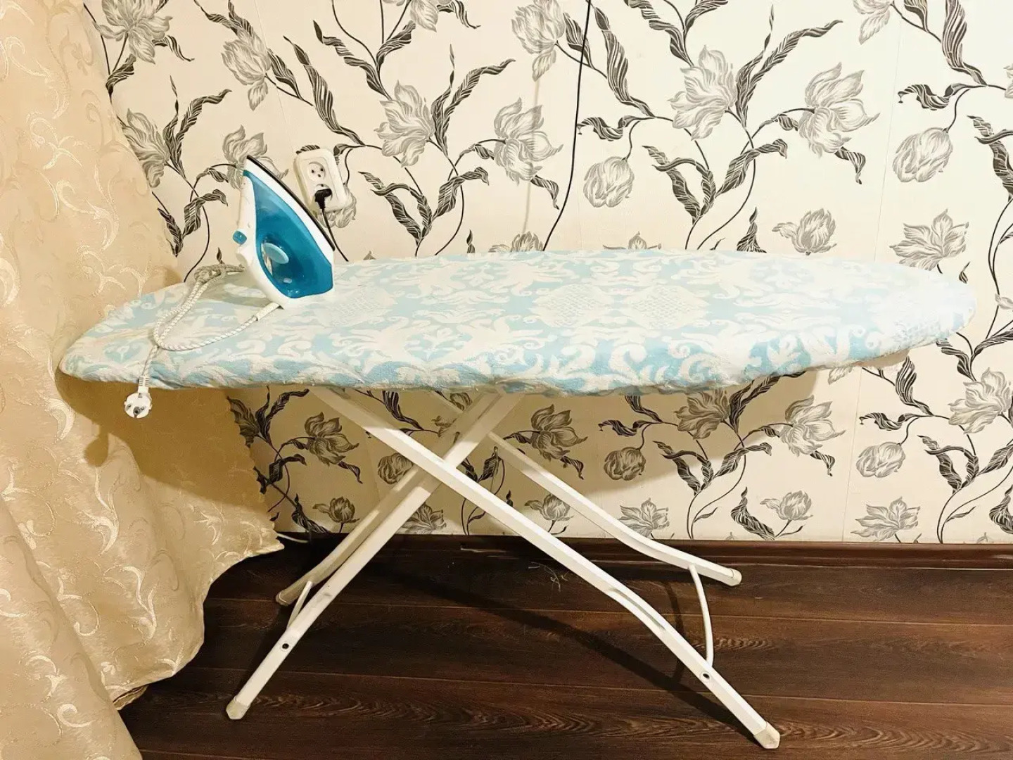 Апартаменты Марс Отель Комарова 21