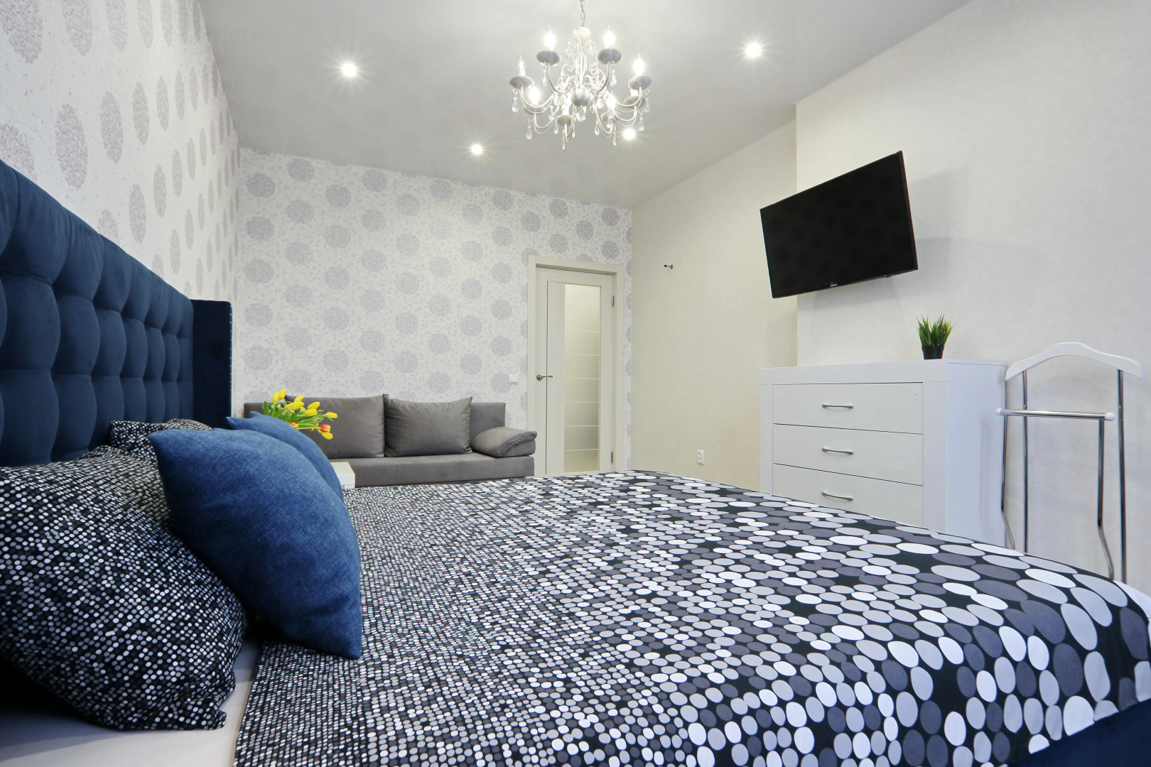 Апартаменты Горького 96