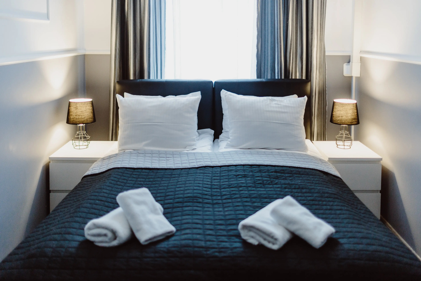 Leo Apartments Main Square