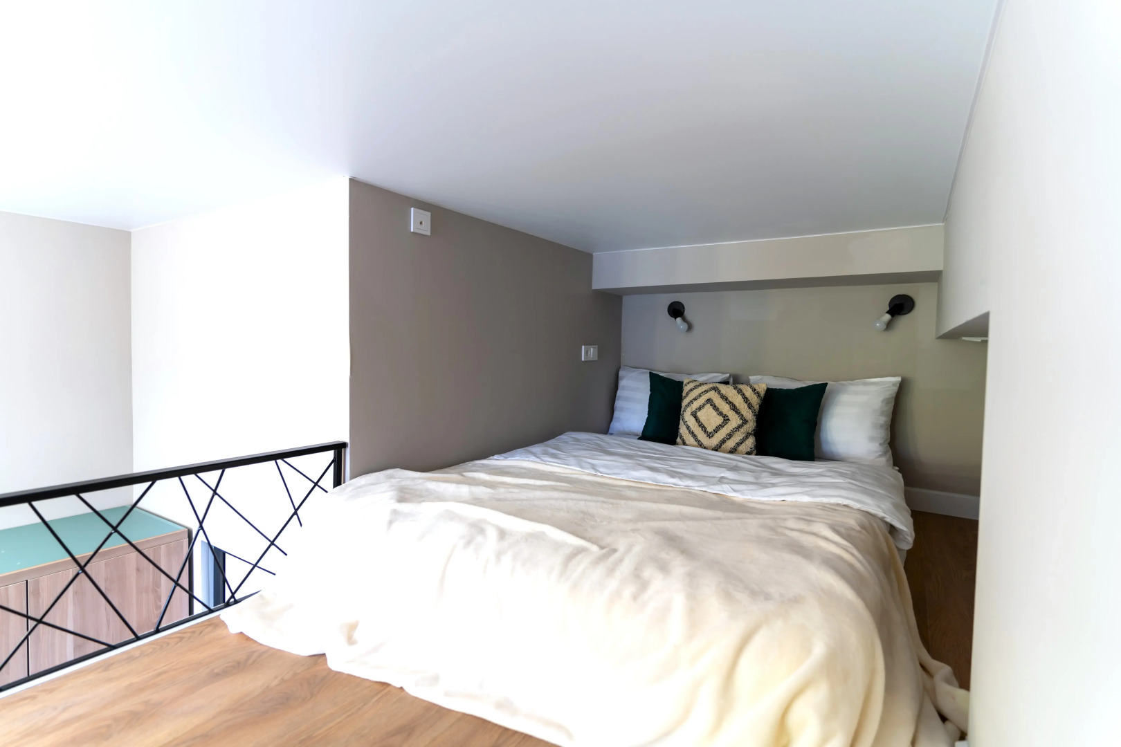 Апартаменты Stepanenkov на Малышева 25 (6)