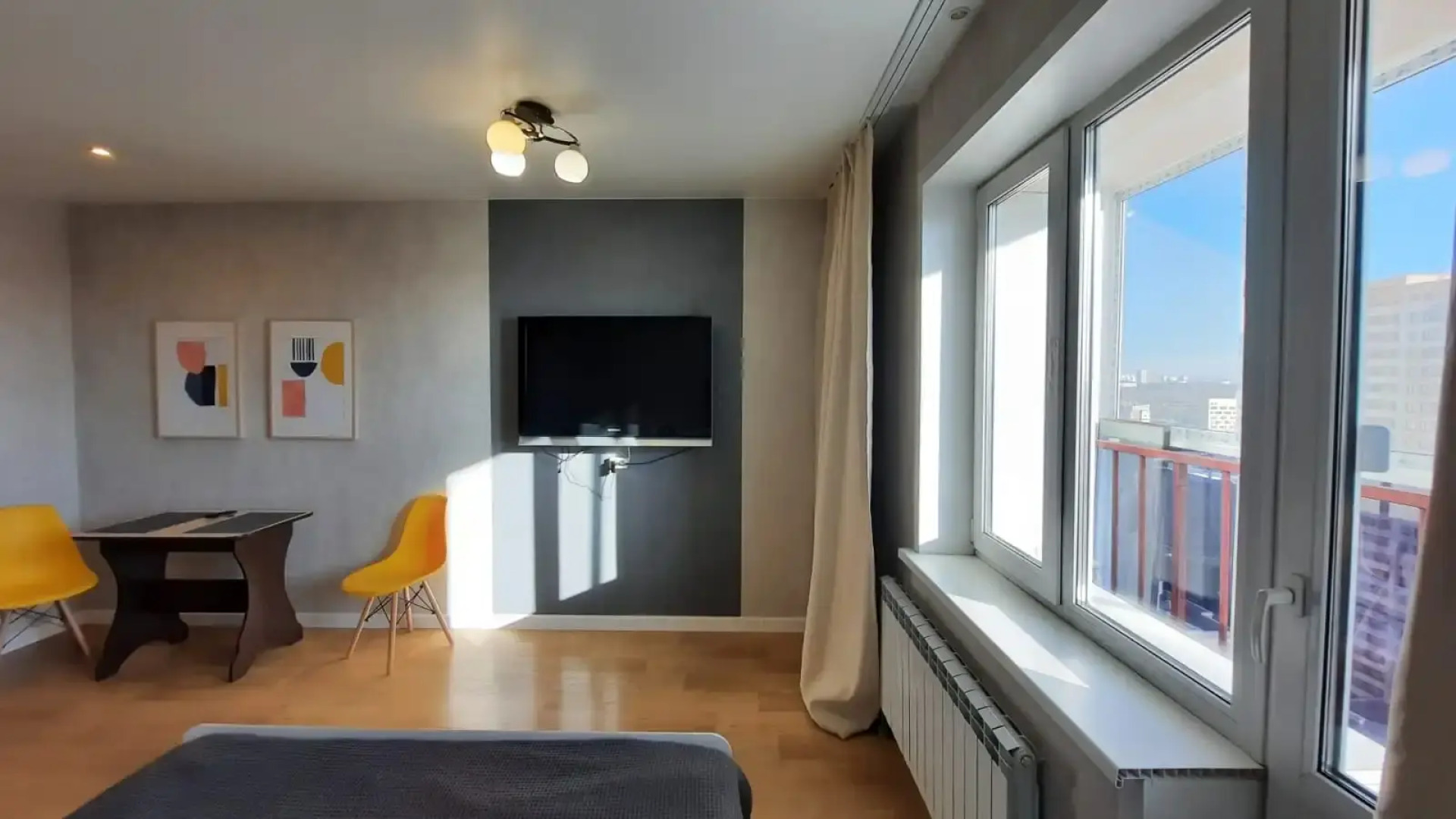 Апартаменты ФлаНск на Крылова 4