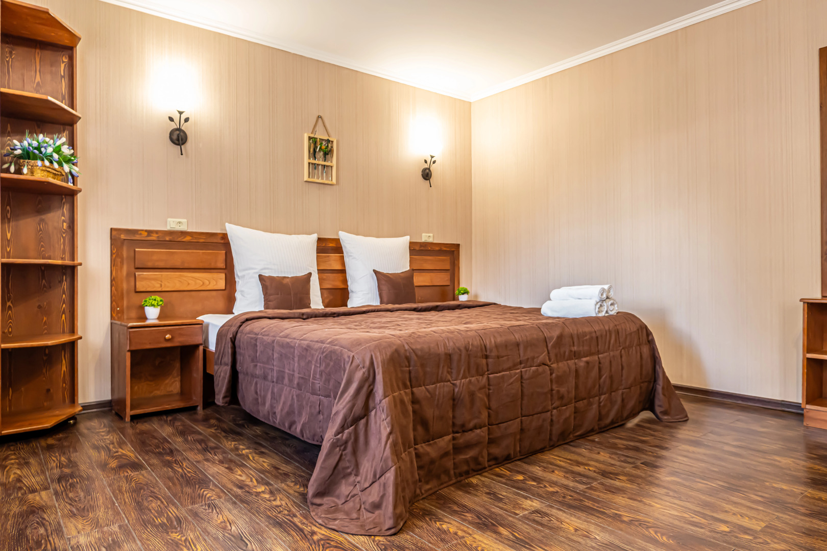 Отель  Аламат