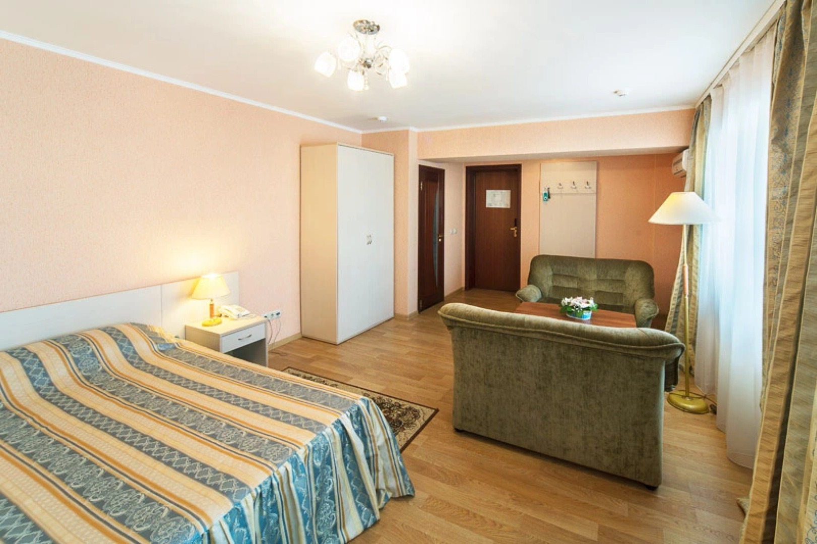 Отель Посадский