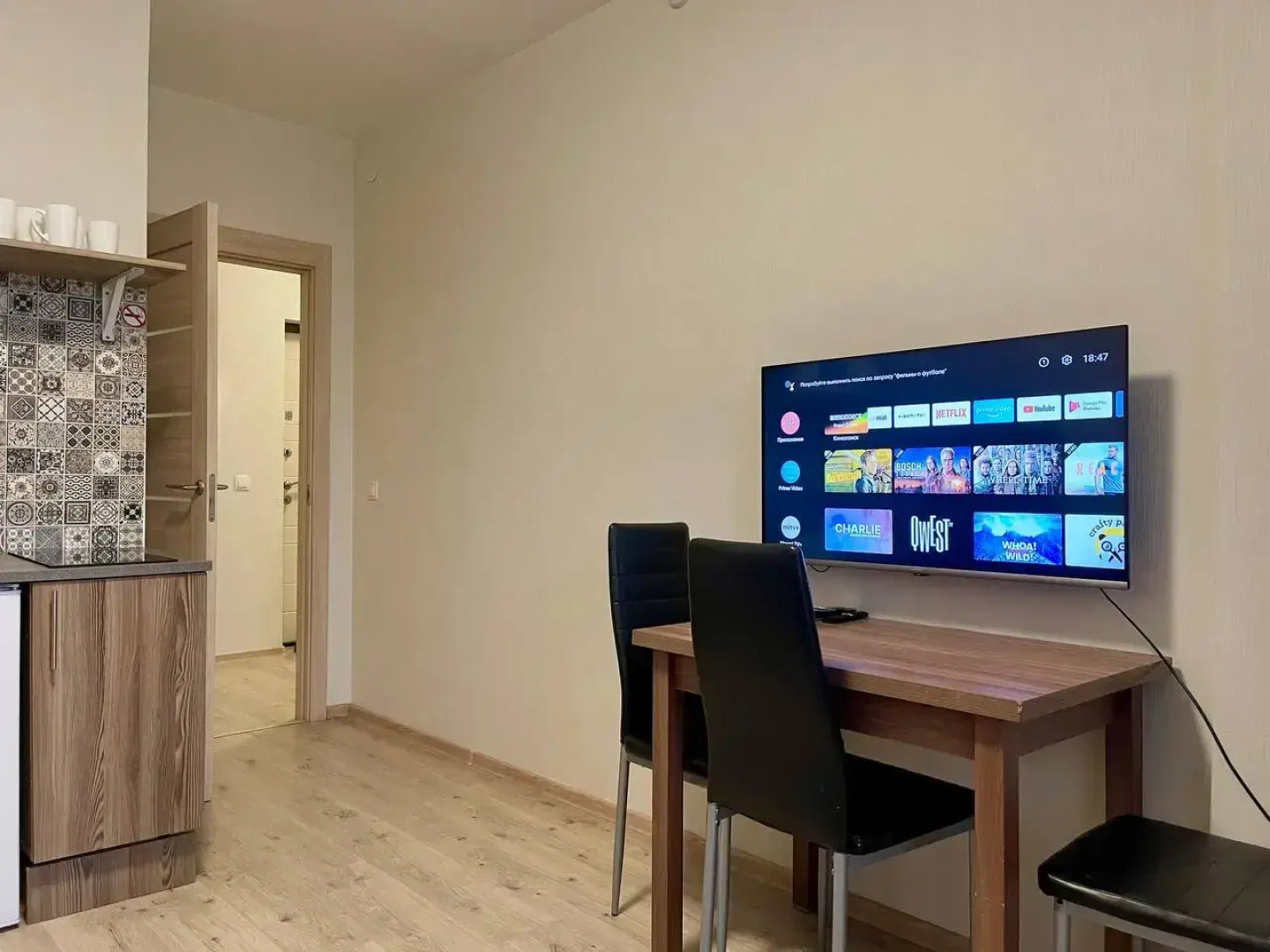 Апартаменты с Видом на Парк Метро Площадь Мужества 10 Минут Пешком