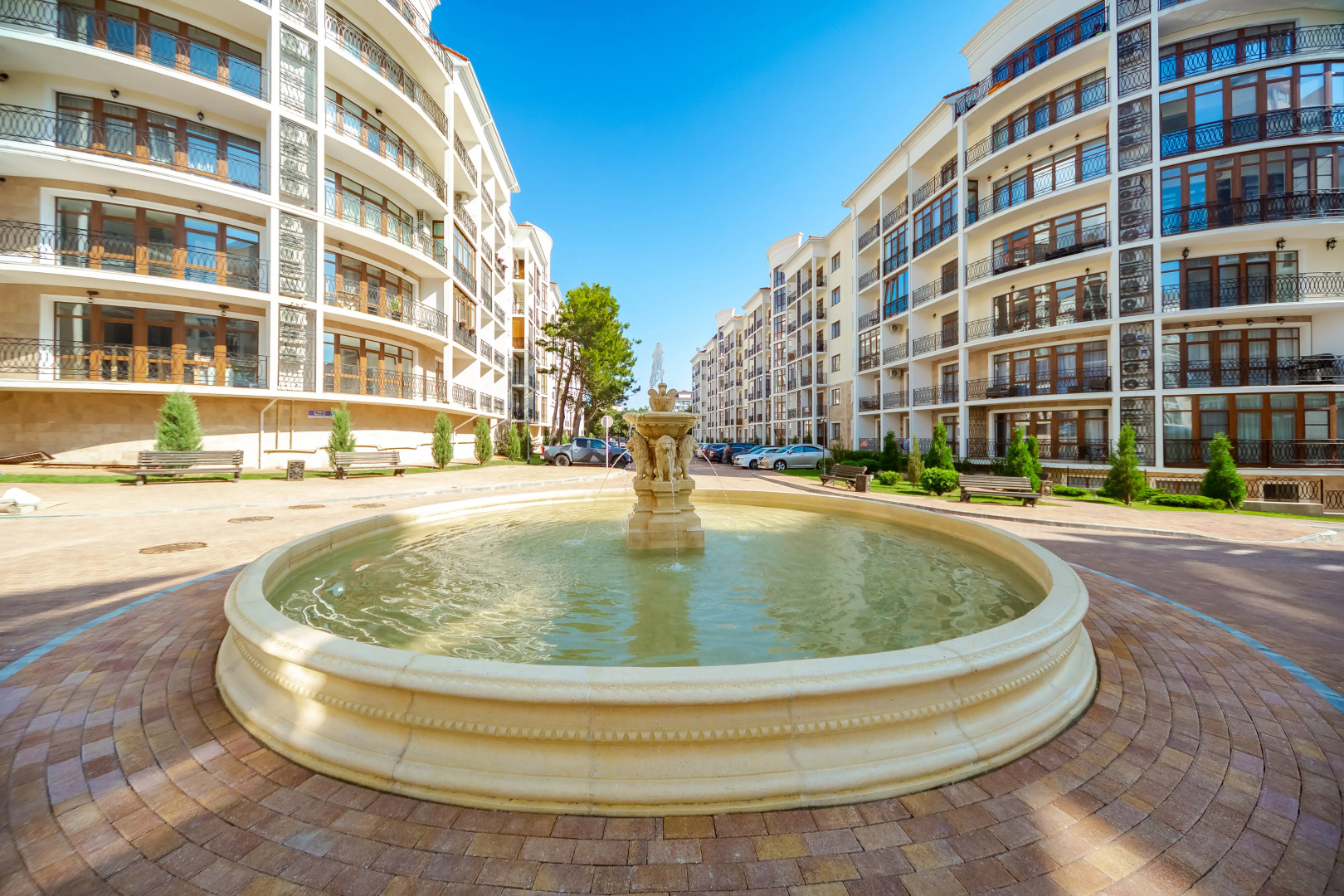 Апартаменты с Собственным Двориком от Home Group apartments